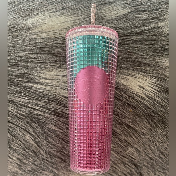 NWT - Starbucks 24oz Pink/Blue Ombre Cross-Checkered Textured Tumbler w/straw - Picture 2 of 6